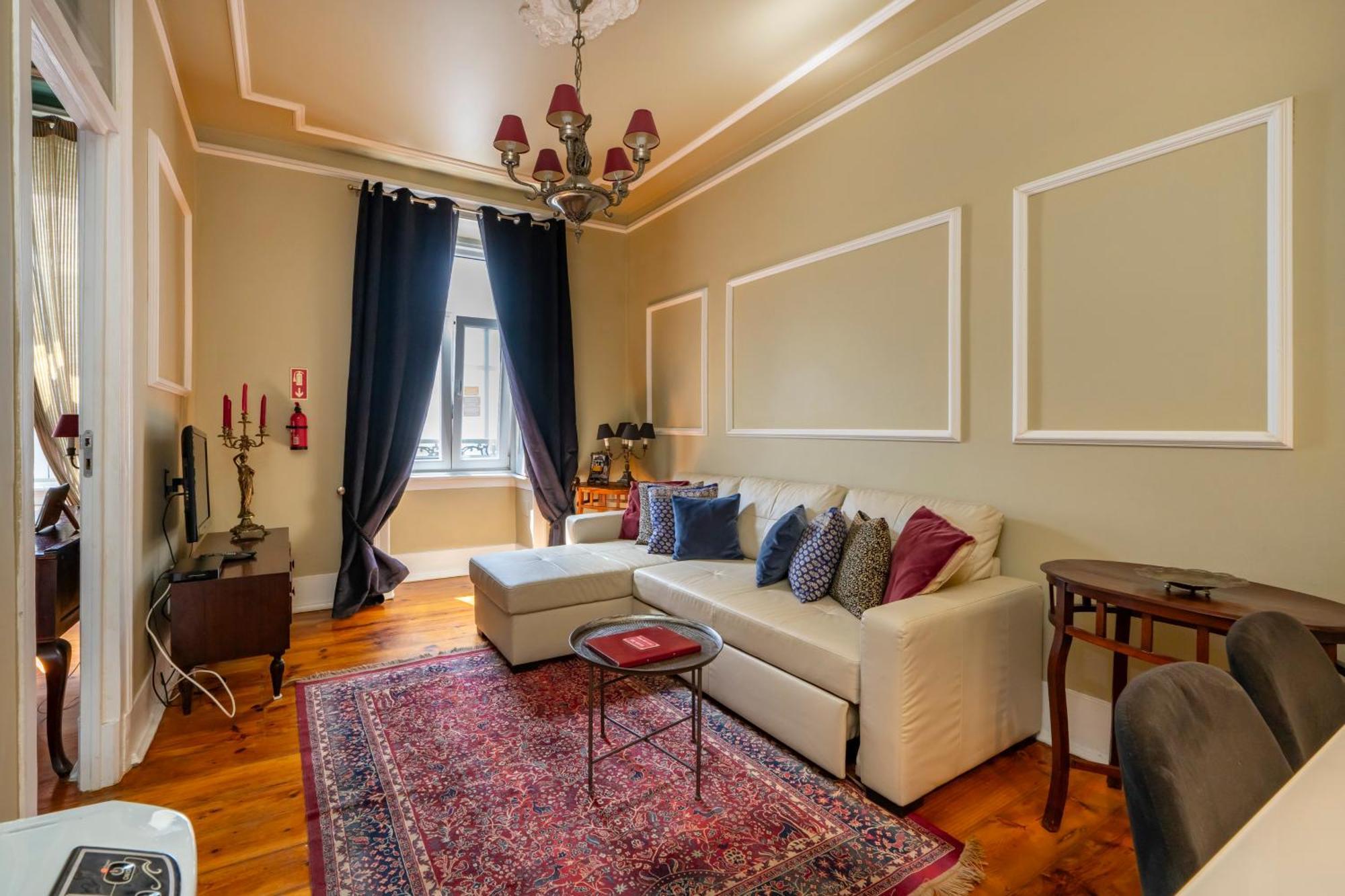 Portuguese Charm In Lisbon Apartment Luaran gambar