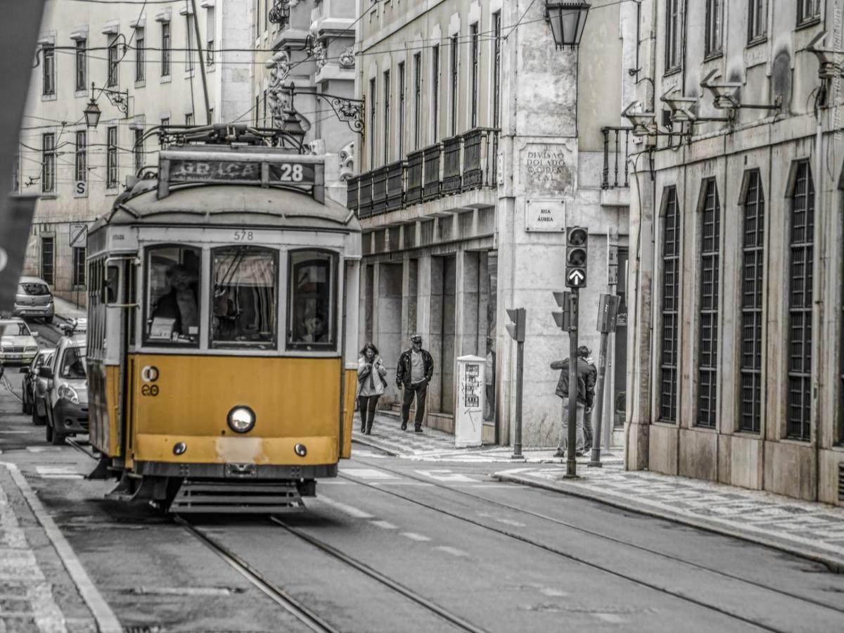Portuguese Charm In Lisbon Apartment Luaran gambar