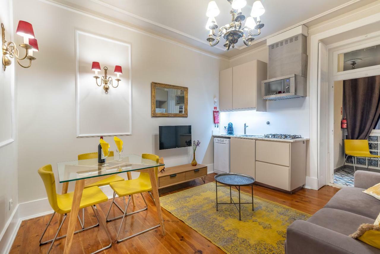 Portuguese Charm In Lisbon Apartment Luaran gambar